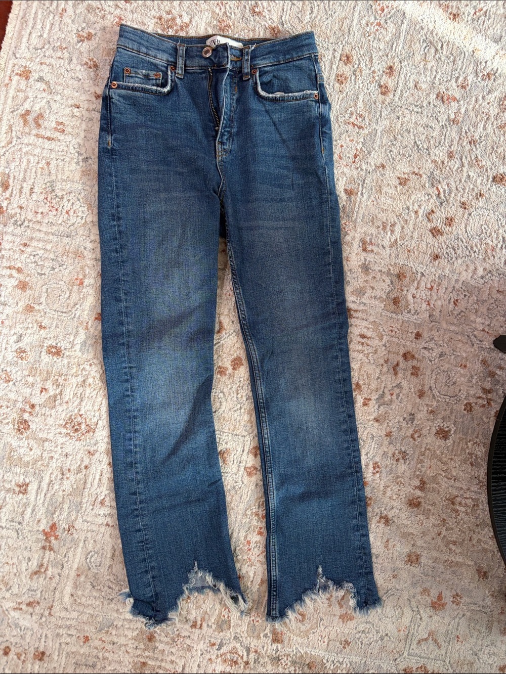 Zara Women's Straight-Leg Blue Jeans with Distressed Hem